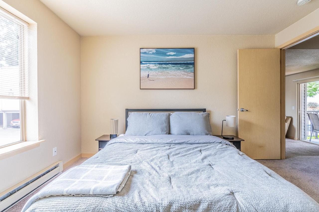Beautiful And Cozy One Bedroom Apartment -Wifi, Bbq, Patio, Dog Park, Close To Greenlake And Northgate 시애틀 외부 사진